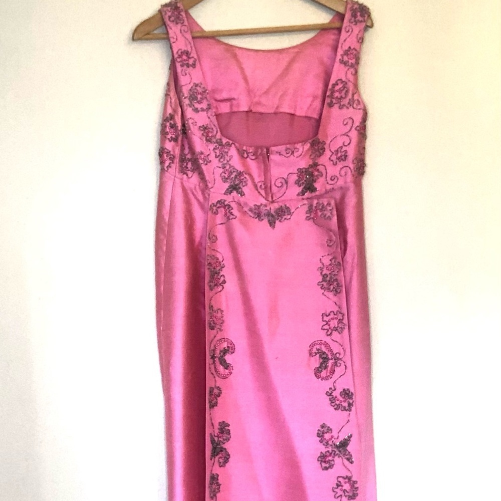 Vintage Hand-Made Beaded Evening Gown. Pink Silver - Picture 3 of 16